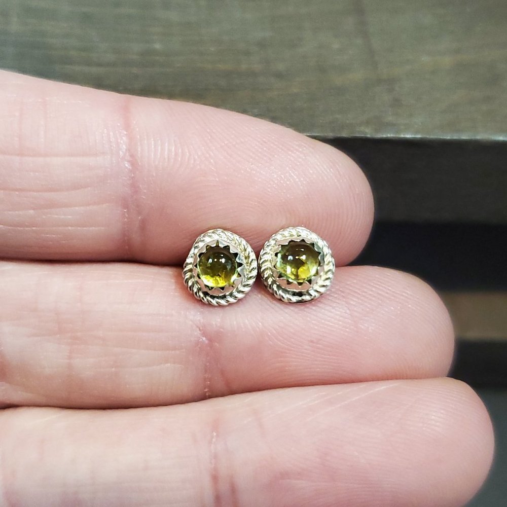 925 Sterling Silver Very Small Uncut Citrine Stud Earrings - Picture 1 of 6